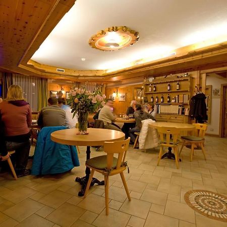 Hotel Garni Al Plan Livigno Exterior foto