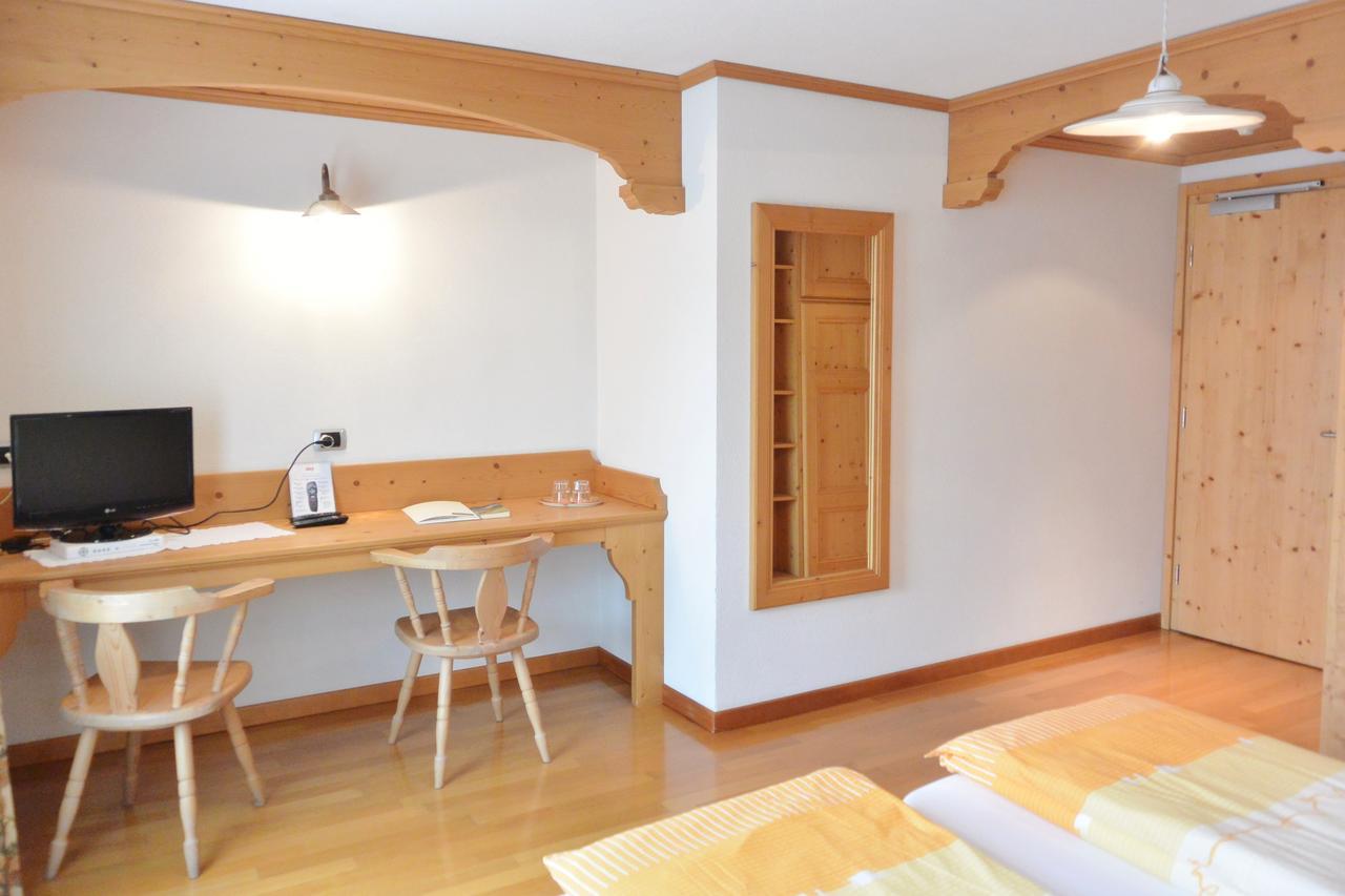 Hotel Garni Al Plan Livigno Exterior foto